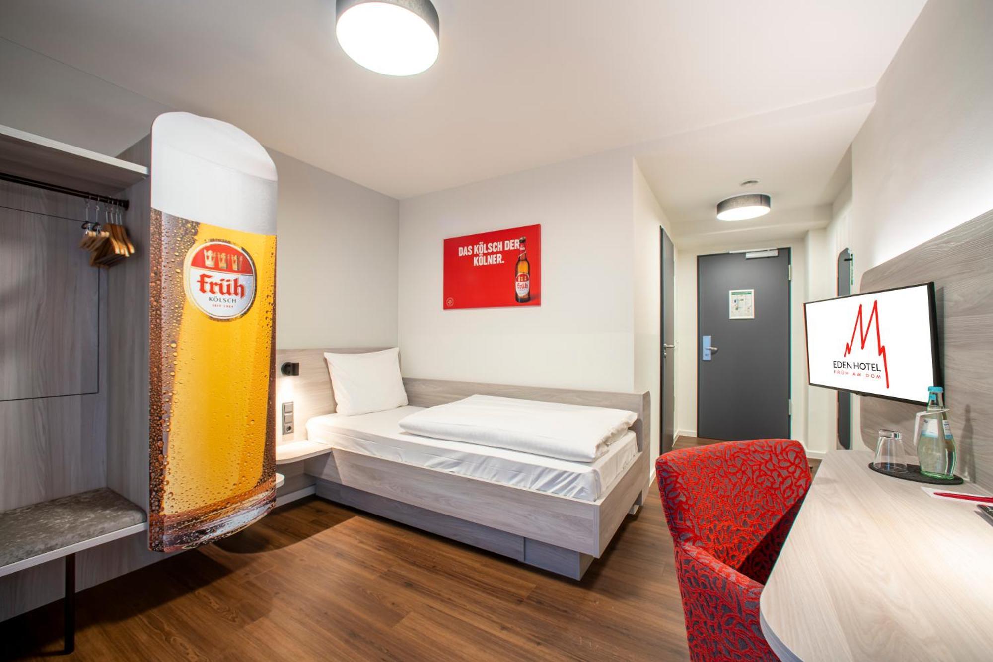 Single Room Balcony